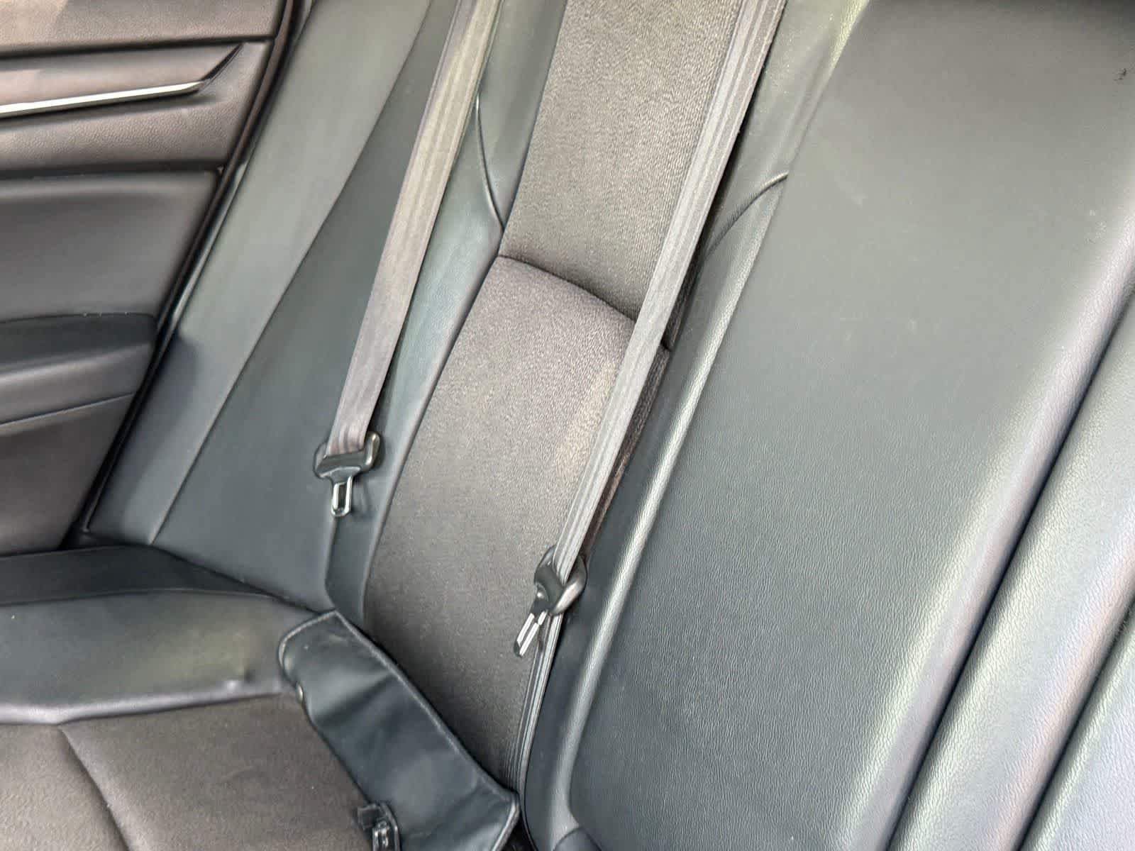 Used 2018 Honda Accord Sport image 13
