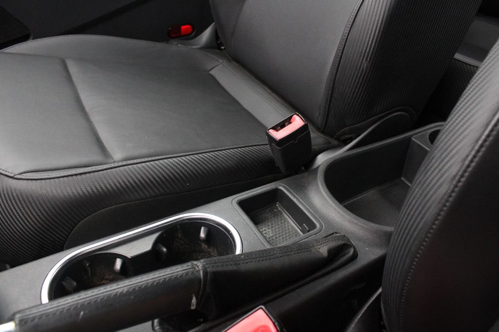 Used 2012 Volkswagen Beetle 2.5 FWD image 16