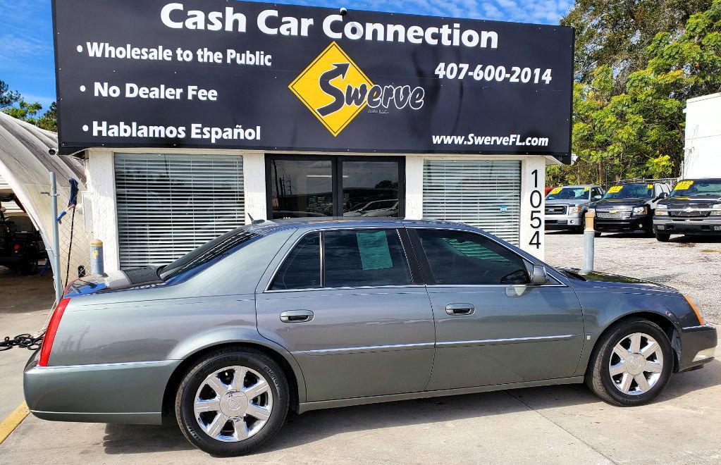 Used 2006 Cadillac DTS w/ Trunk Convenience Package image 7