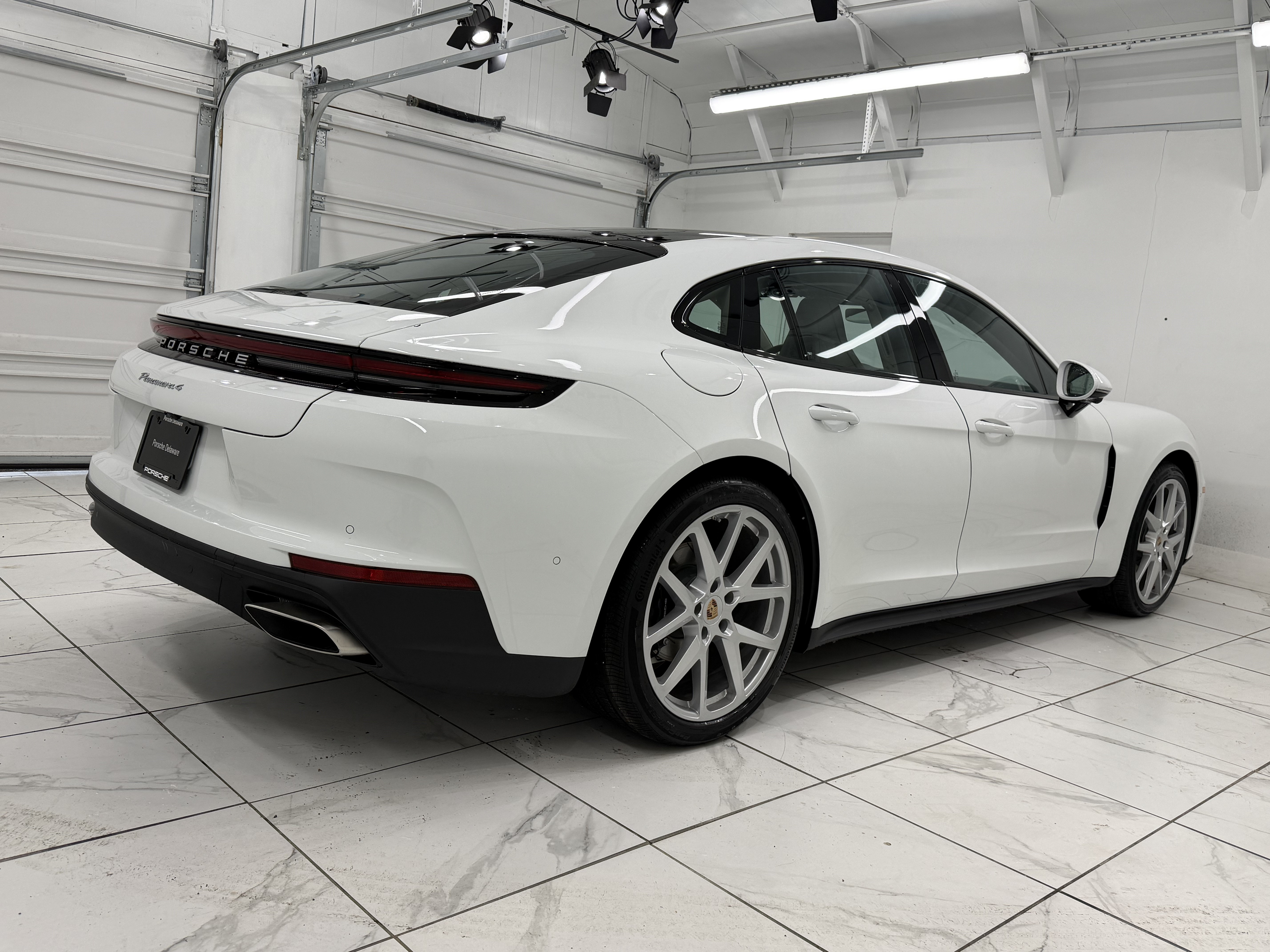 New 2026 Porsche Panamera image 11