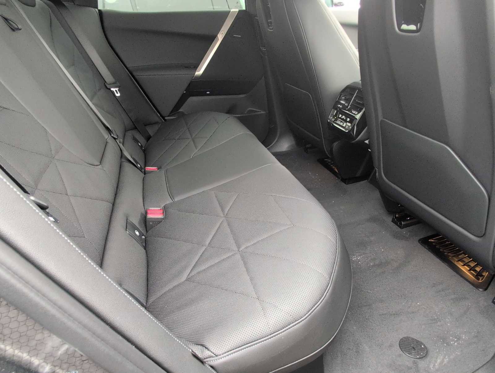 New 2026 BMW iX xDrive45 image 20