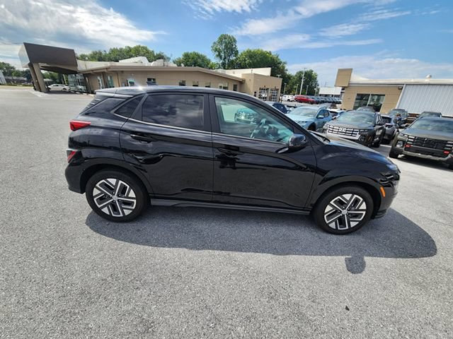 Certified 2023 Hyundai Kona SEL FWD image 17