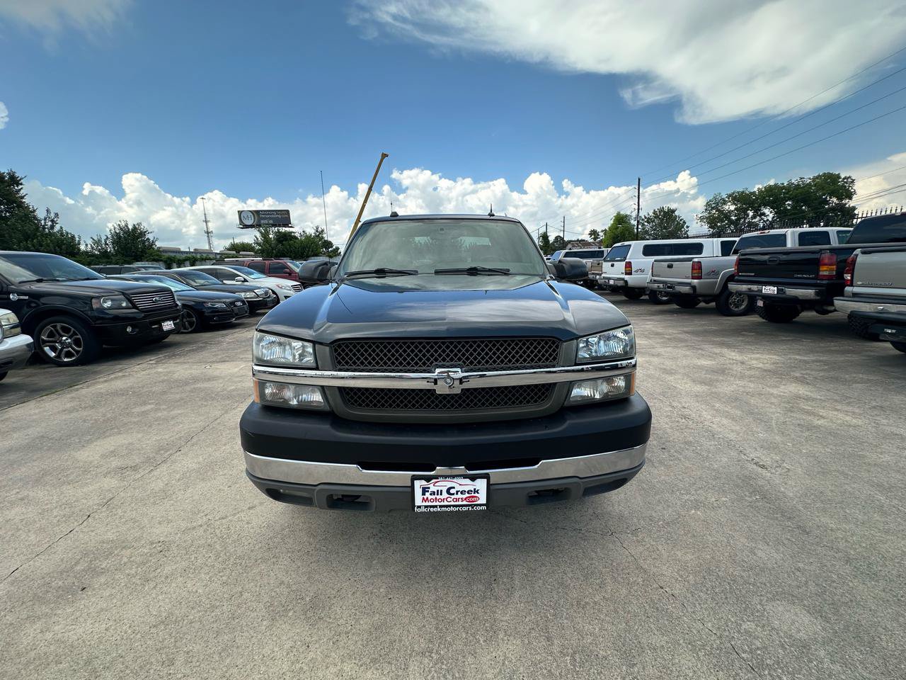 Used 2004 Chevrolet Silverado 2500 LT w/ Skid Plate Package AWD/4WD image 8