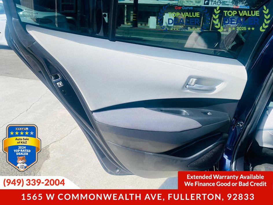 Used 2020 Toyota Corolla LE w/ Carpet Mat Package (TMS) FWD image 27