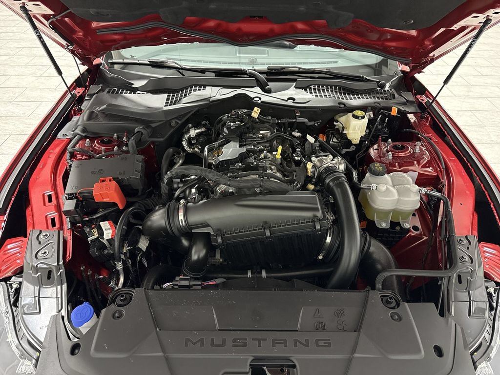 Used 2024 Ford Mustang Coupe RWD image 31