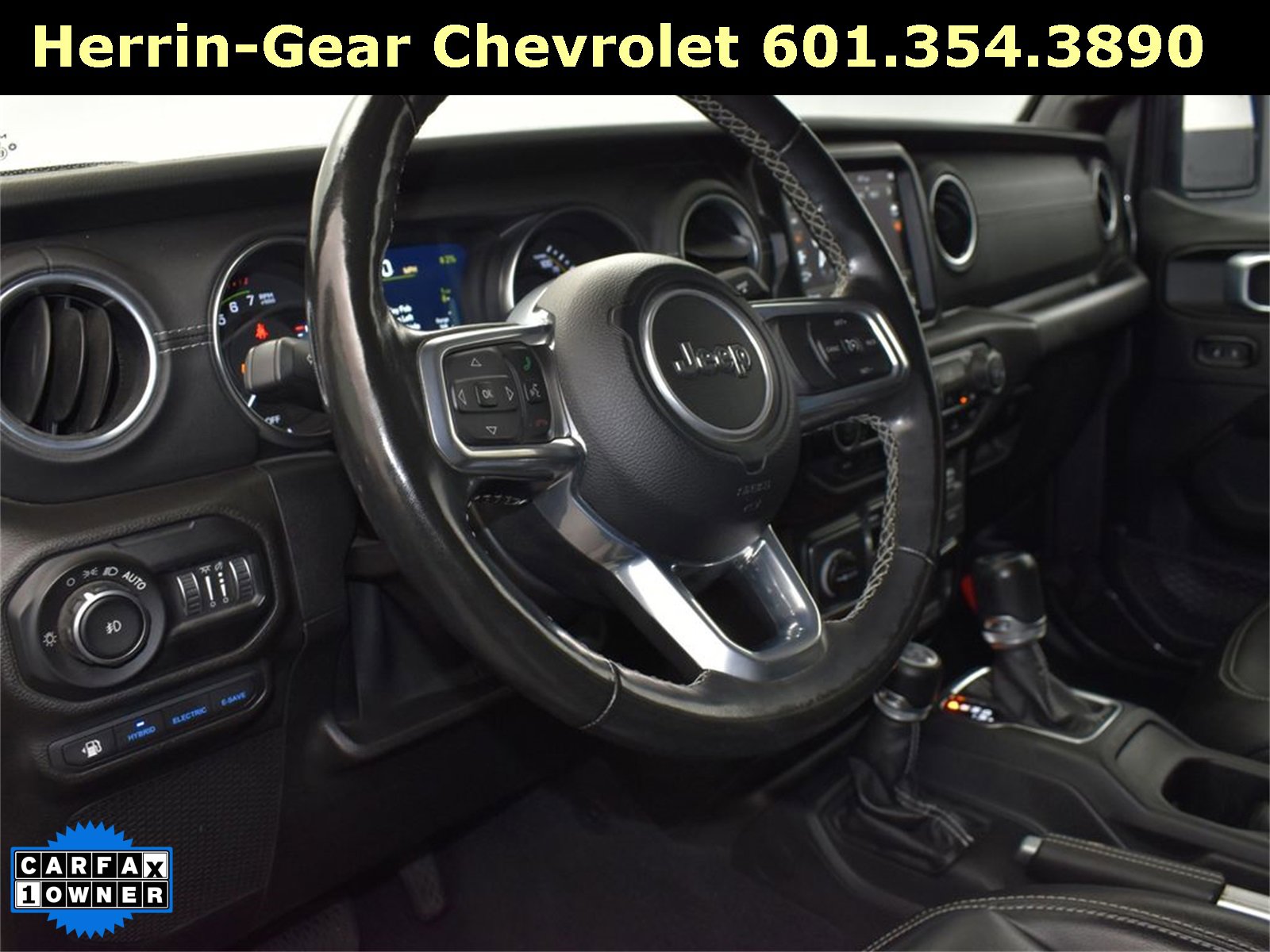 Used 2021 Jeep Wrangler Unlimited Sahara w/ Cold Weather Group image 12