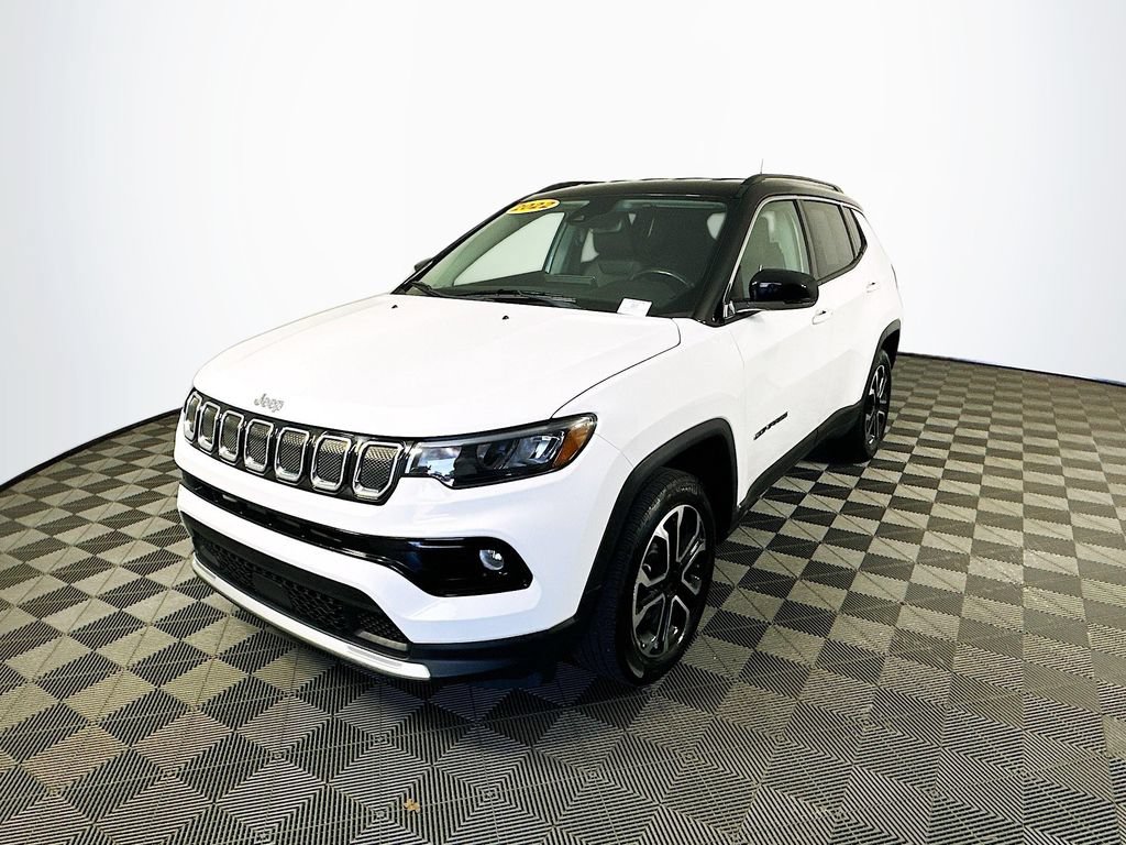 Certified 2022 Jeep Compass Limited AWD/4WD image 5