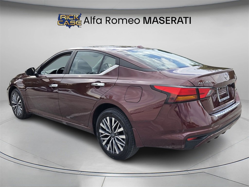 Used 2023 Nissan Altima 2.5 SV image 7