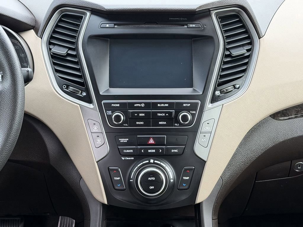 Used 2017 Hyundai Santa Fe Sport image 16