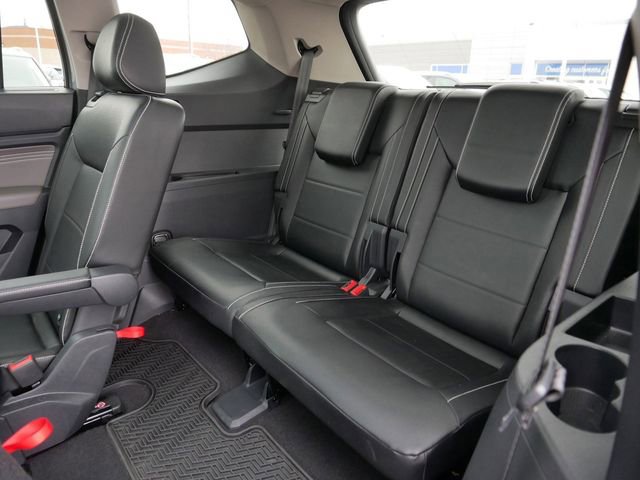 Certified 2022 Volkswagen Atlas SE w/ Panoramic Sunroof Package image 18