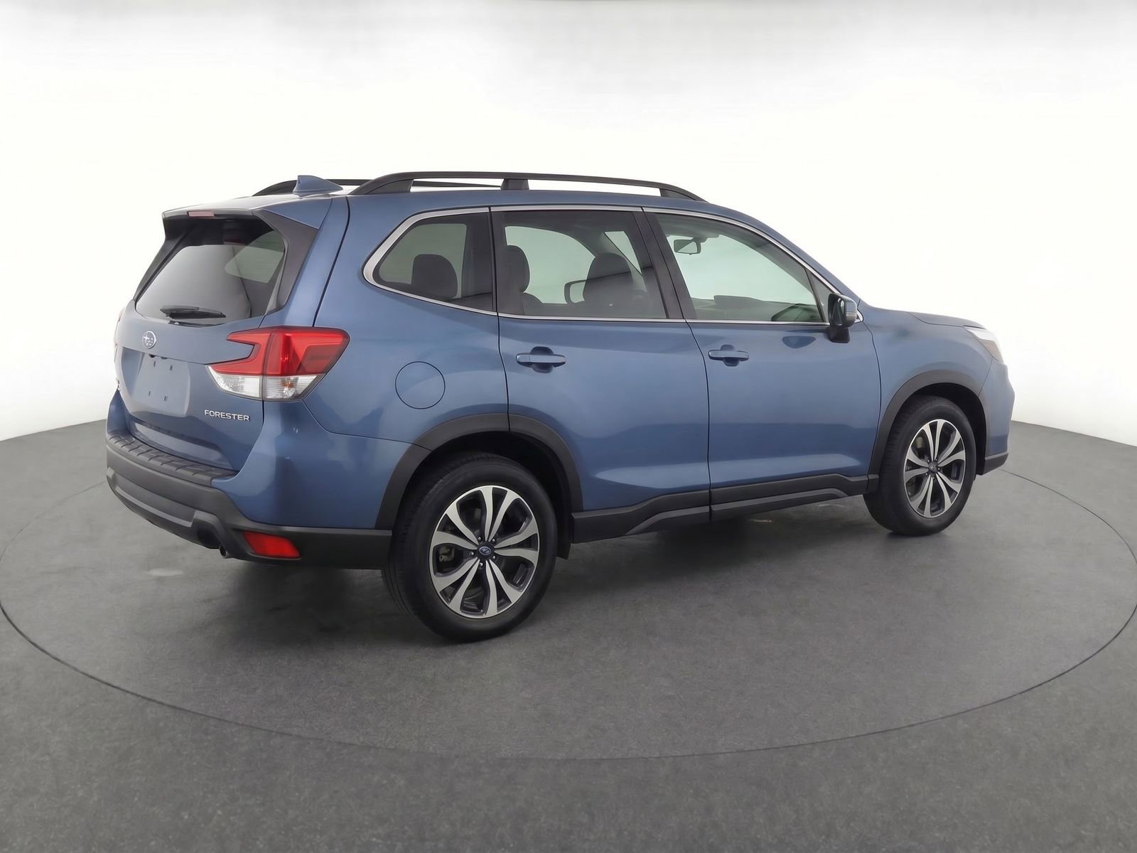 Used 2021 Subaru Forester Limited AWD/4WD image 6