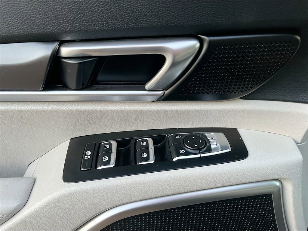 Used 2023 Kia Telluride S image 18
