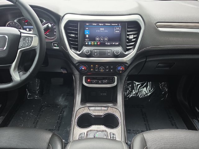 Certified 2023 GMC Acadia SLT FWD image 14