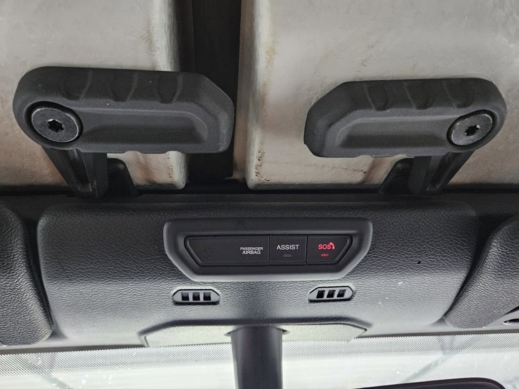 Used 2021 Jeep Gladiator Overland image 27