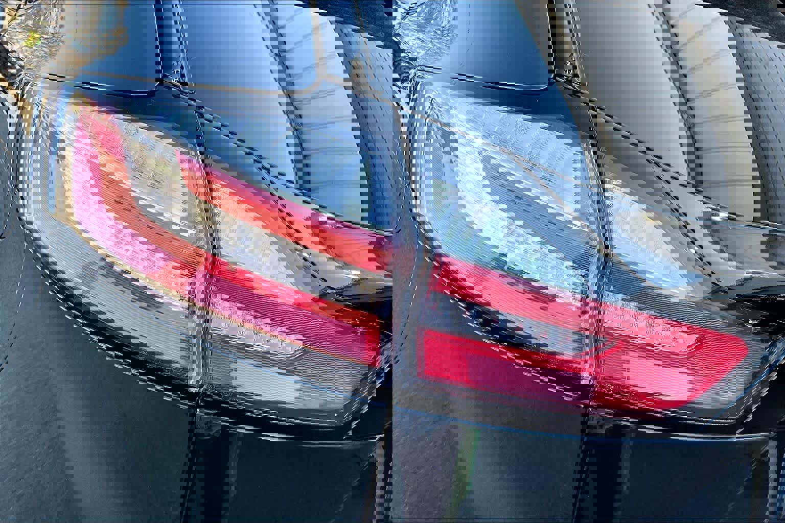 Certified 2023 Ford Edge SE image 28