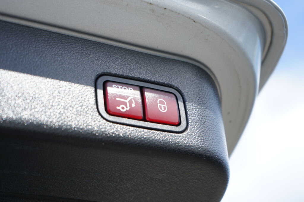 Used 2016 Mercedes-Benz GLE 63 AMG S image 27