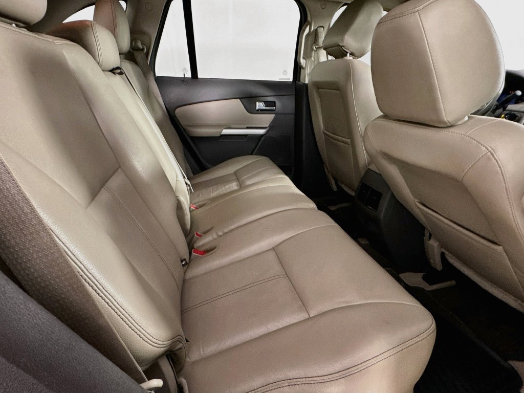 Used 2014 Ford Edge SEL w/ Equipment Group 204A FWD image 31