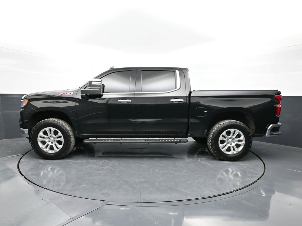 Used 2023 Chevrolet Silverado 1500 LTZ w/ LTZ Premium Package image 8