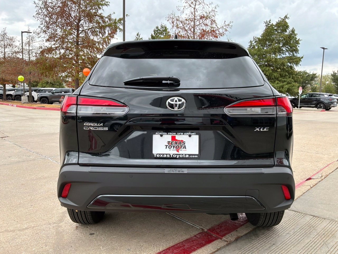 New 2026 Toyota Corolla Cross XLE w/ Convenience Package FWD image 6