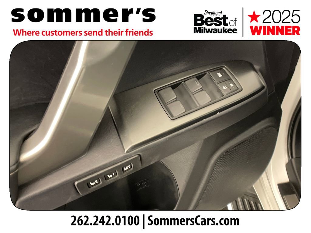 Used 2023 Lexus GX 460 Premium image 11