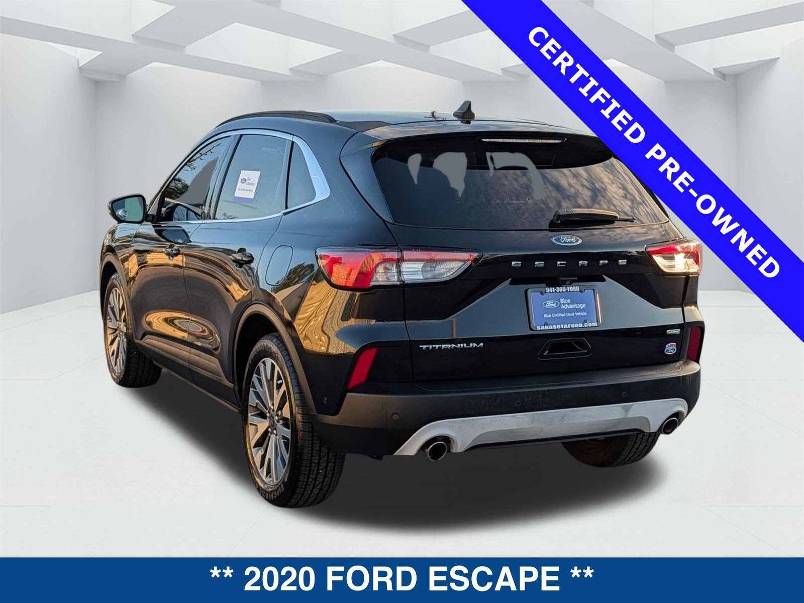 Used 2020 Ford Escape Titanium image 6