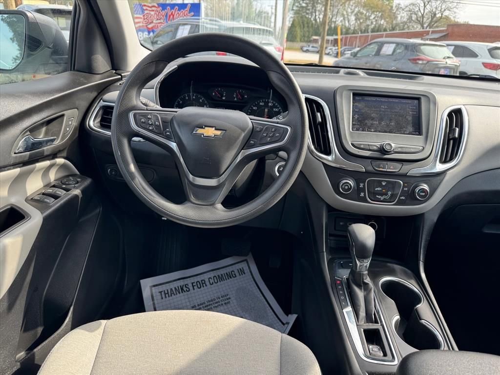 Used 2023 Chevrolet Equinox LS image 12
