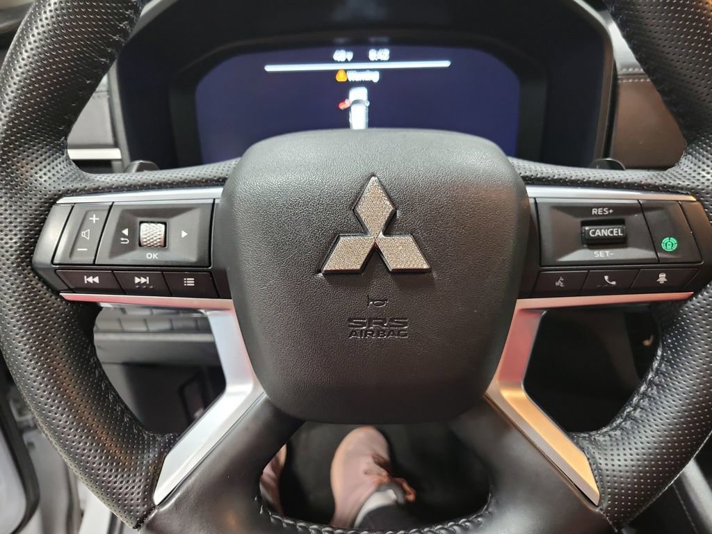 Used 2024 Mitsubishi Outlander SEL image 51