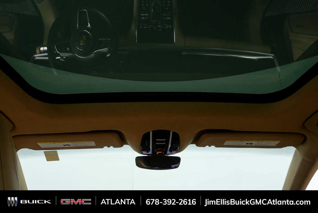 Used 2018 Porsche Panamera 4 w/ Premium Package Plus image 22