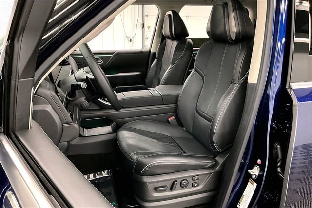Used 2025 INFINITI QX80 Sensory image 24