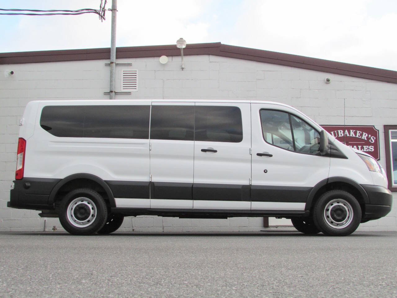 Used 2016 Ford Transit 350 XL RWD image 9