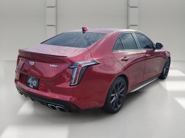 Used 2021 Cadillac CT4 V w/ Technology Package RWD image 5