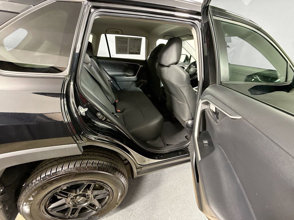 Used 2021 Toyota RAV4 LE w/ Carpet Mat Package (TMS) FWD image 23