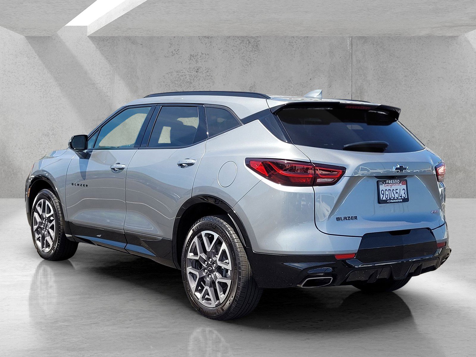 Used 2023 Chevrolet Blazer RS w/ Enhanced Convenience Package FWD image 6