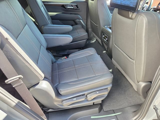 Certified 2025 Chevrolet Tahoe High Country AWD/4WD image 16