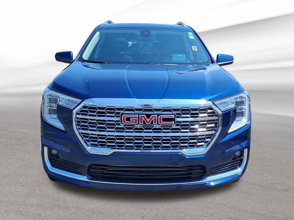 Certified 2022 GMC Terrain Denali w/ LPO, Floor Liner Package AWD/4WD image 9