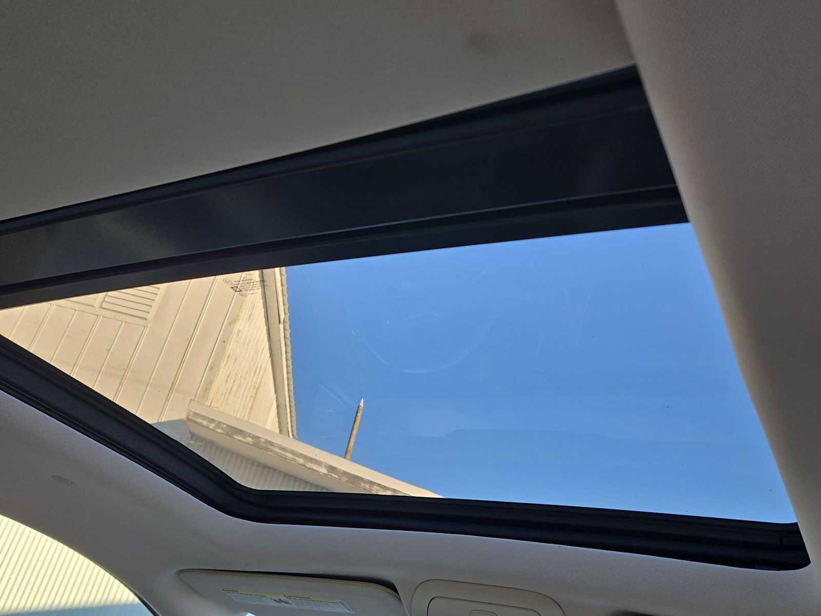 Used 2018 Cadillac XT5 Luxury w/ Driver Awareness Package image 14