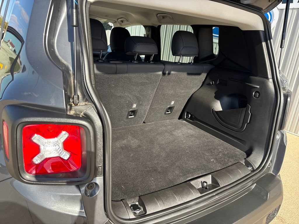 Used 2023 Jeep Renegade Limited AWD/4WD image 31