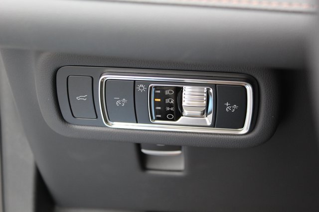 New 2026 Lincoln Nautilus Premier image 20