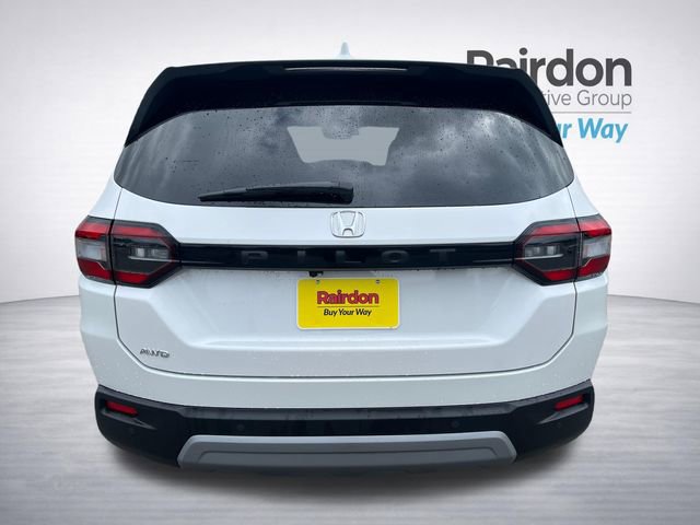 Used 2025 Honda Pilot EX-L image 8