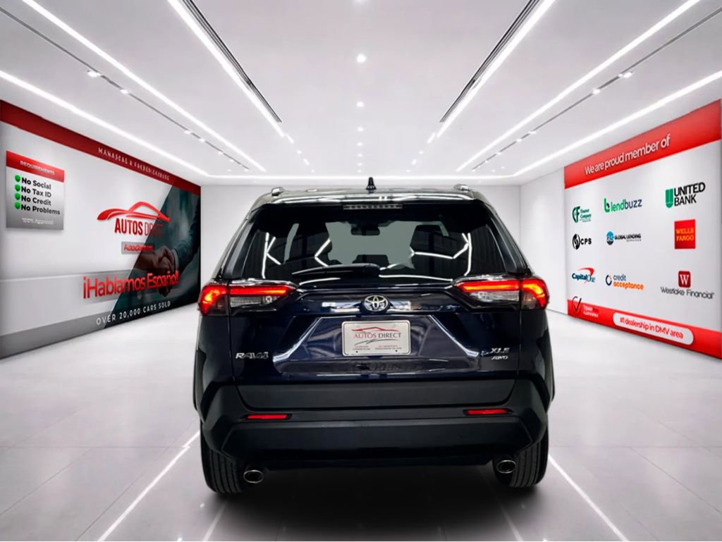 Used 2025 Toyota RAV4 XLE image 6