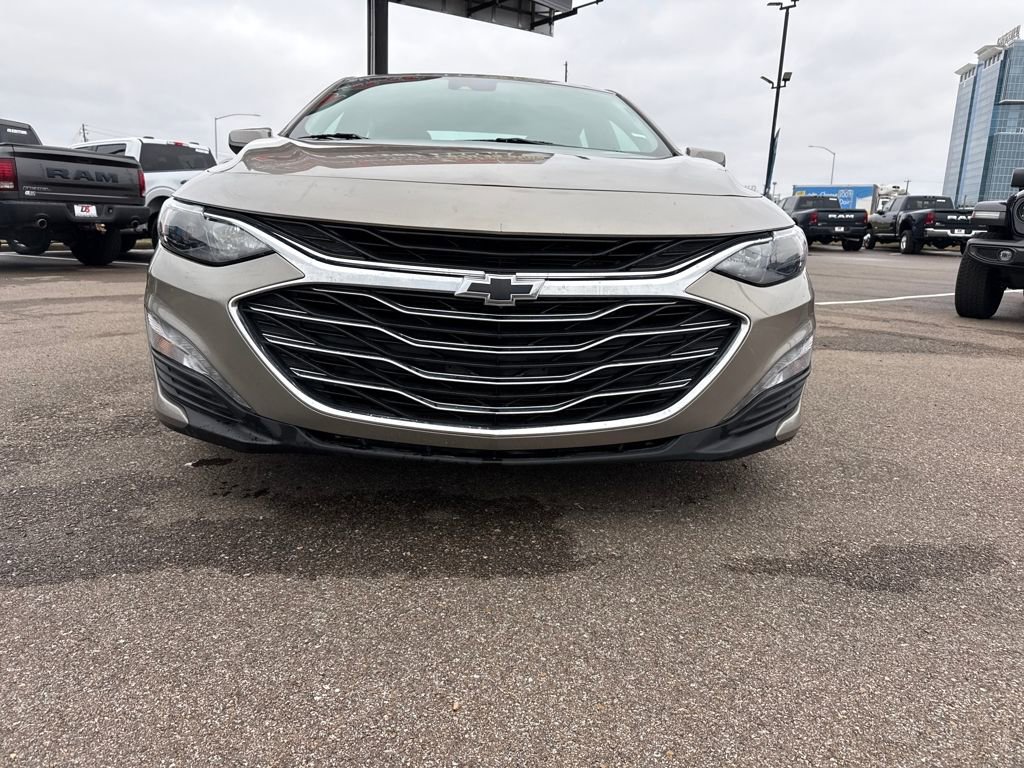 Used 2024 Chevrolet Malibu LT image 17