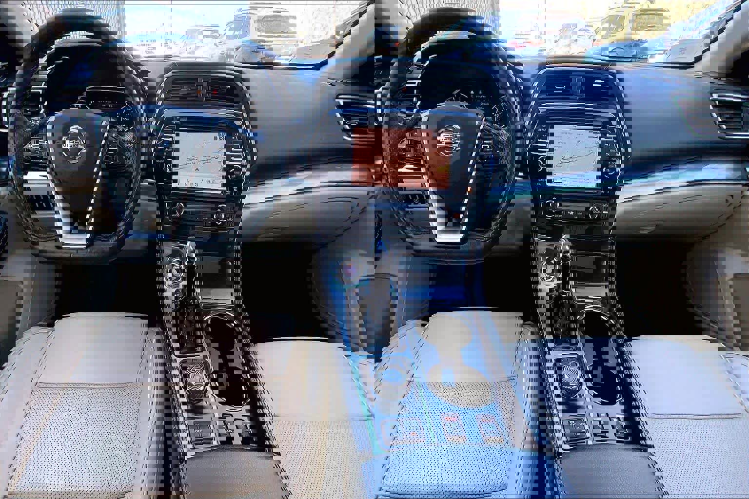 Used 2019 Nissan Maxima 3.5 SL w/ Floor Mat Group image 15