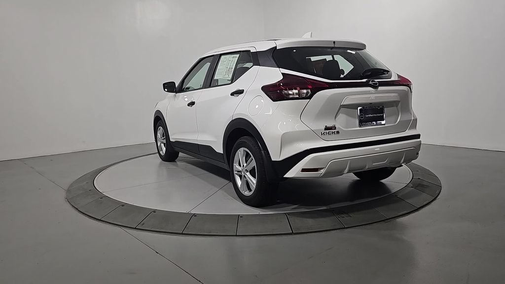 Certified 2025 Nissan Kicks Play S FWD image 3