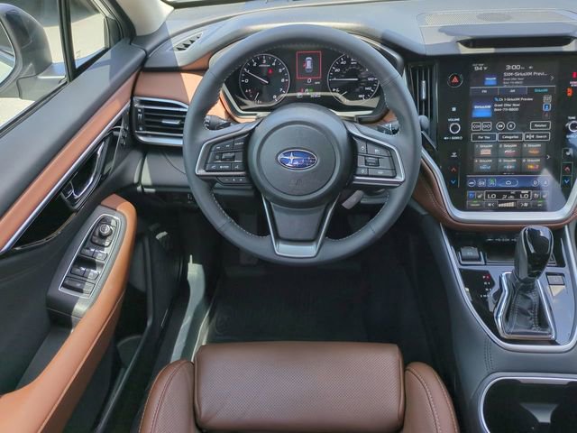 Used 2025 Subaru Outback Touring AWD/4WD image 18
