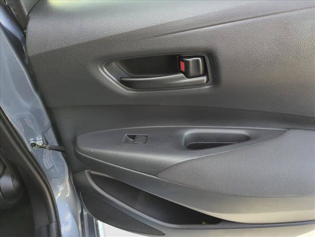 Used 2023 Toyota Corolla LE w/ LE Convenience Package FWD image 25