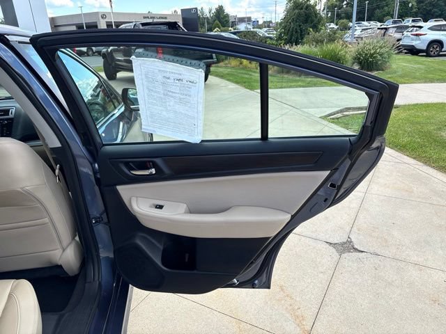 Used 2017 Subaru Legacy 2.5i Limited AWD/4WD image 28