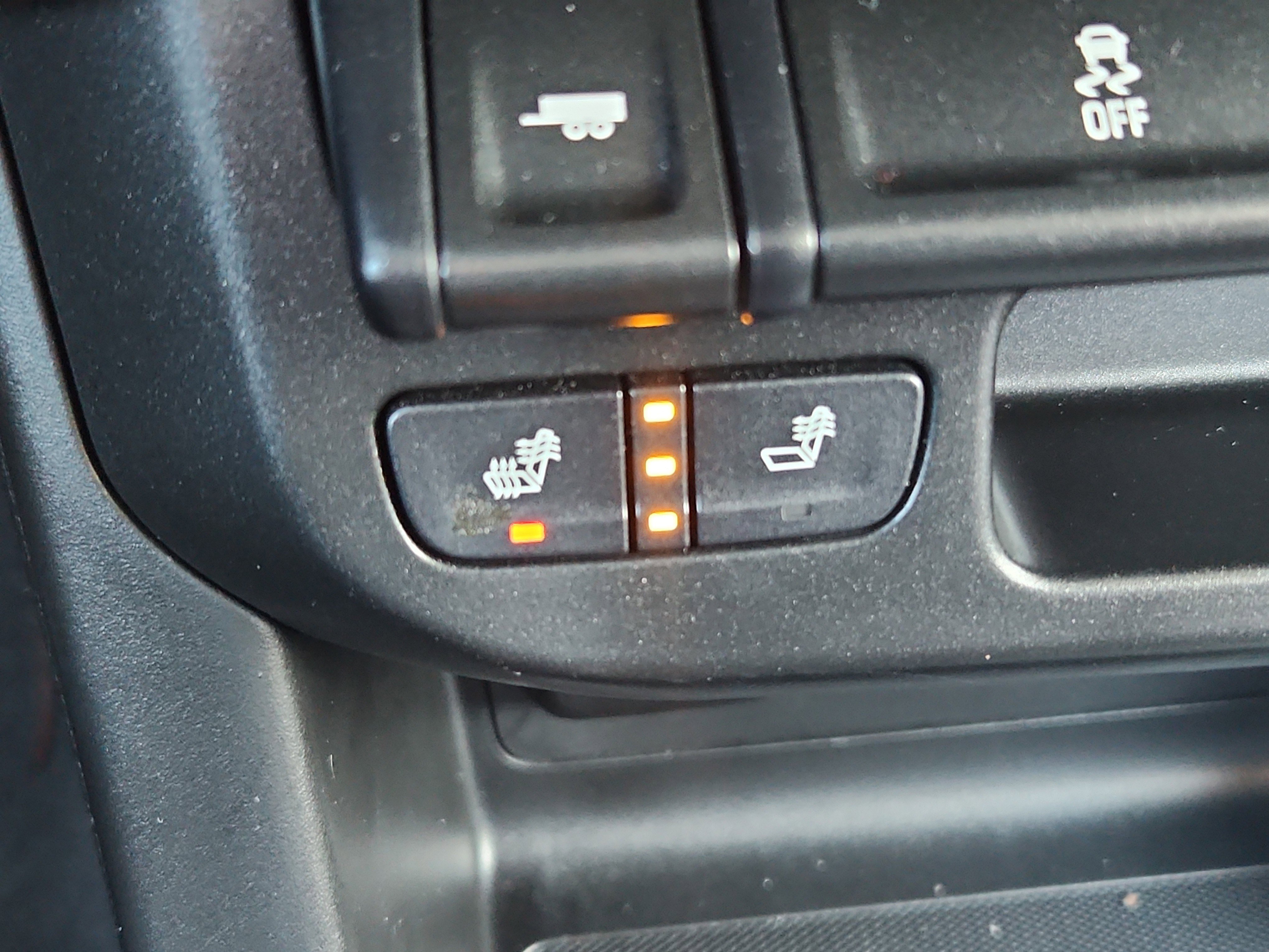 Used 2022 GMC Canyon AT4 image 25