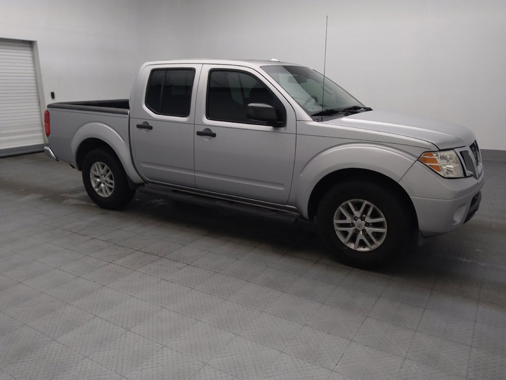 Used 2015 Nissan Frontier SV w/ SV Value Truck Package RWD image 11