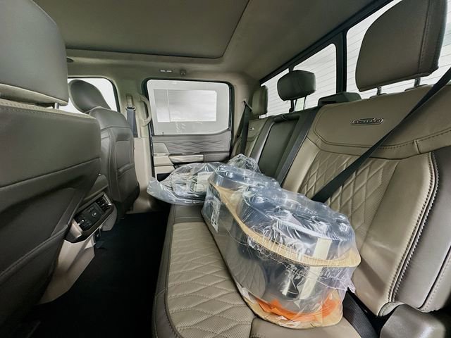 New 2026 Ford F450 Platinum w/ Platinum Plus Package AWD/4WD image 25
