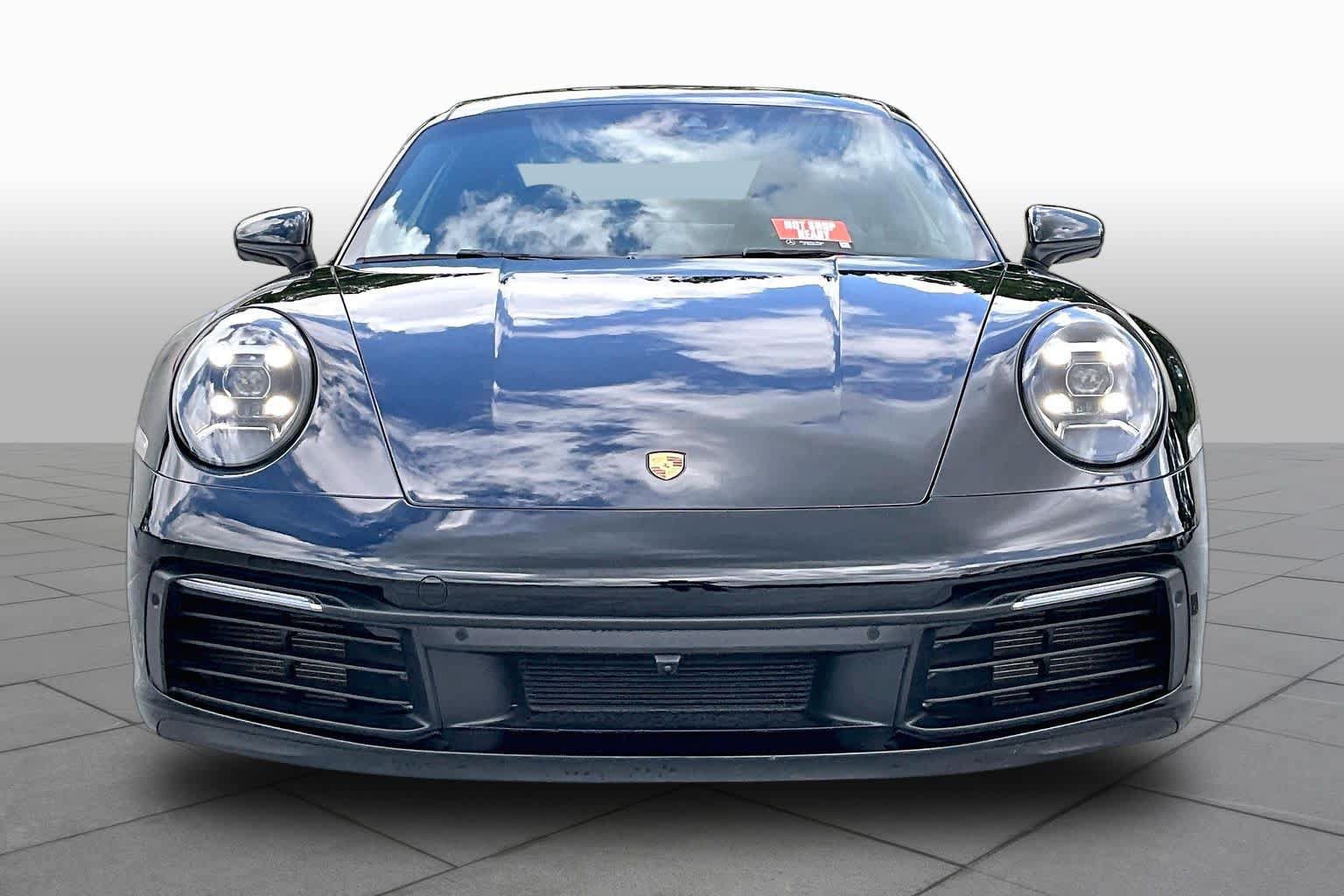 Used 2020 Porsche 911 Carrera RWD image 4